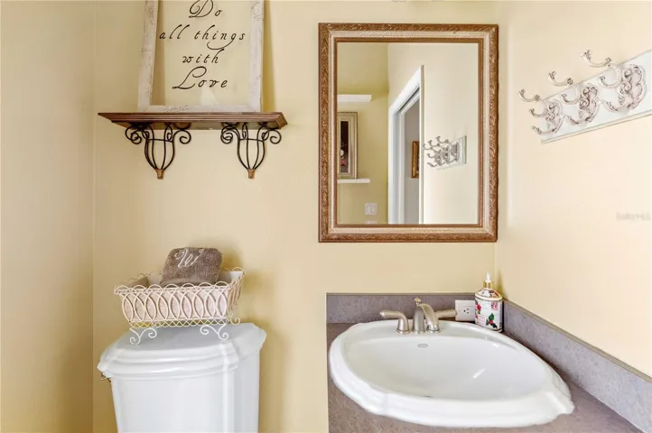 Half Bath/Pool Bath