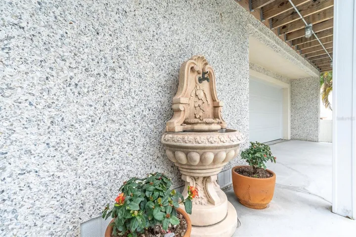 Crushed shell exterior siding
