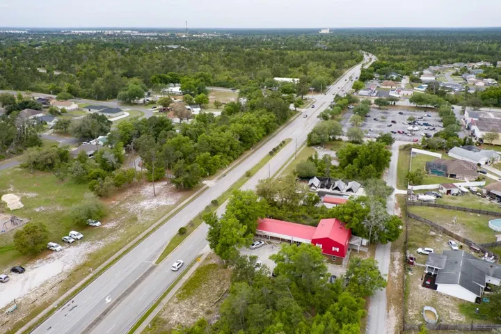 To the right on the same side is the Winn Dixie Shopping