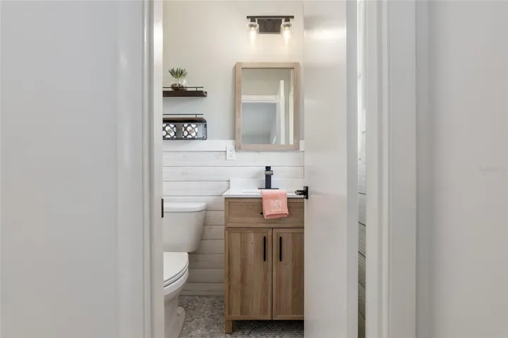 Ensuite Half-bath