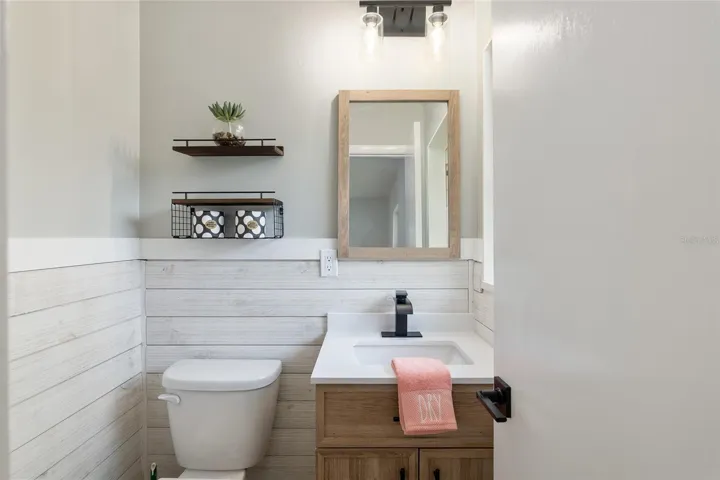 Ensuite Half-bath