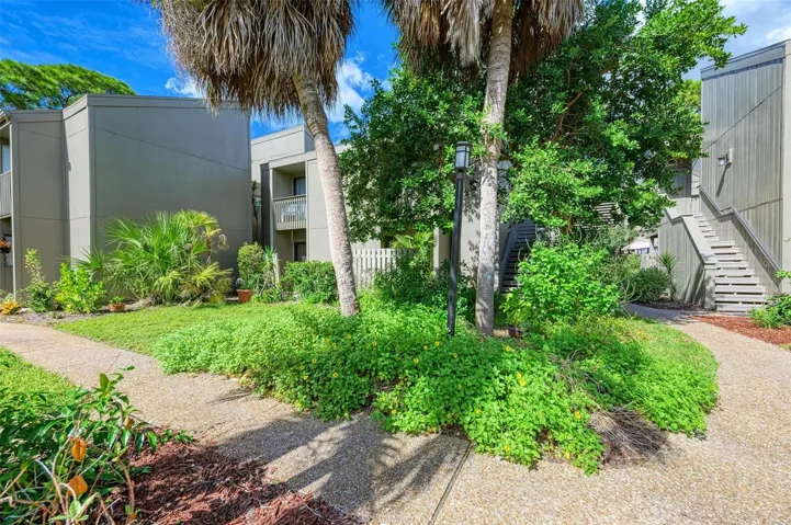 just a couple blocks to the beach!