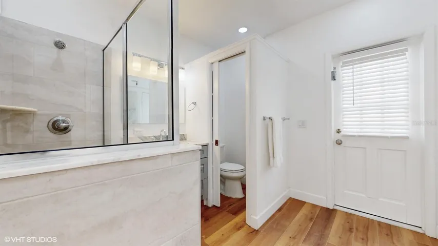 19808 2nd Full Bath