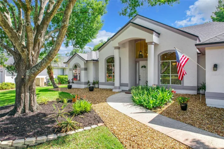 Welcome to 1555 Carillon Park Drive!