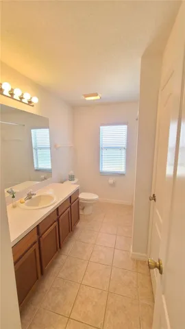 BATHROOM 2