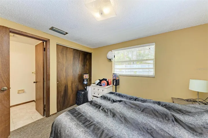 A side bedroom 2
