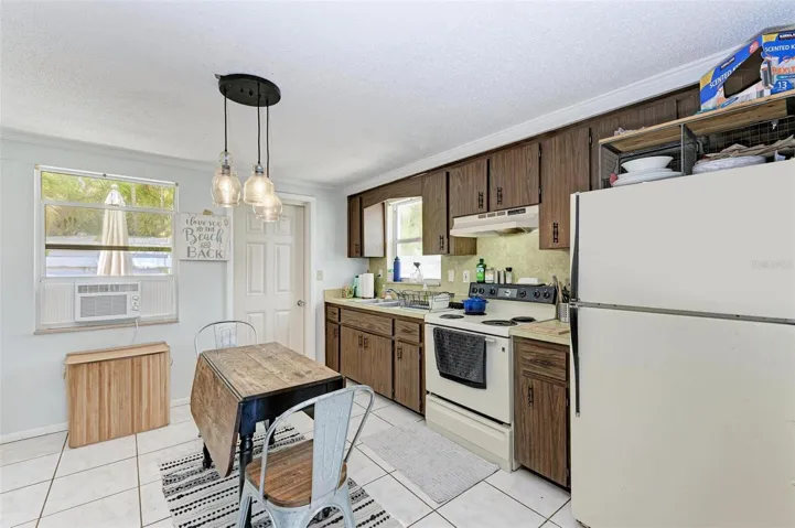 B side Kitchen