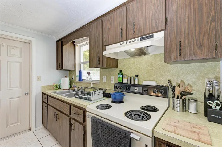 B side Kitchen