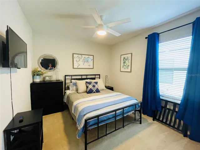 BEDROOM 2