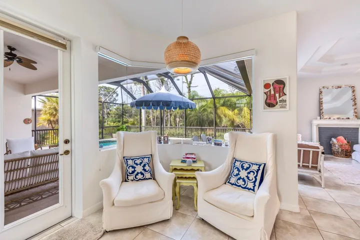 Breakfast Nook
