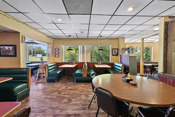 Dinning front