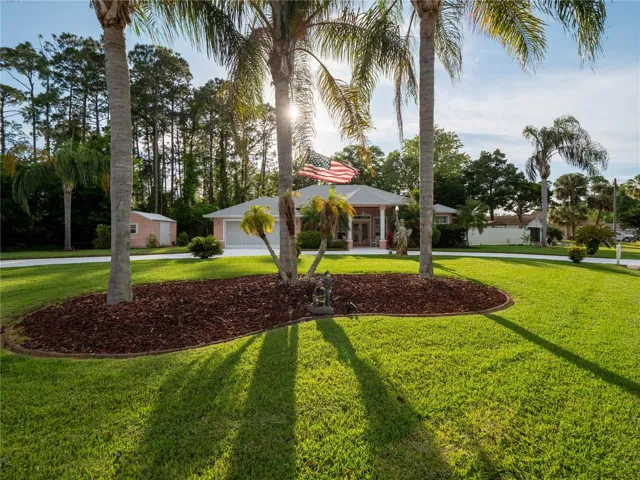 1 Boxwood Dr