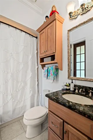 BEDROOM #4 PRIVATE FULL BATH!