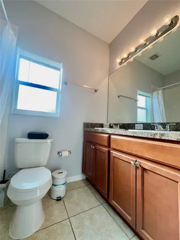 master batroom