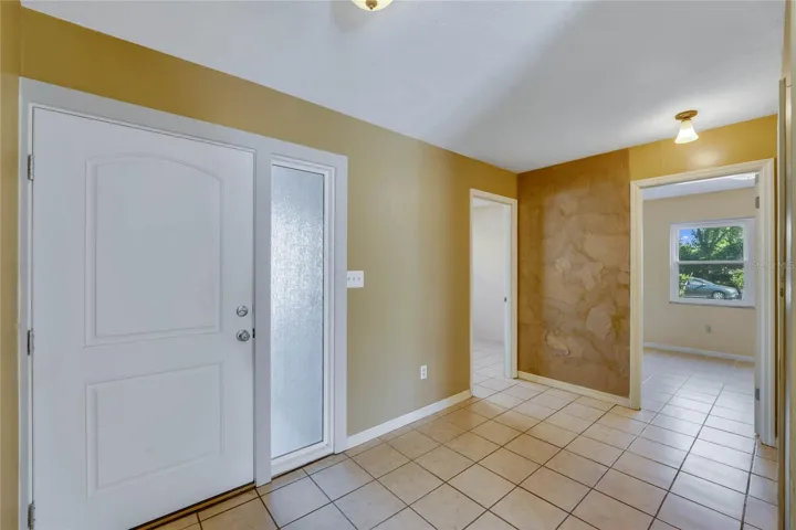 Foyer looking into secondary bedrooms