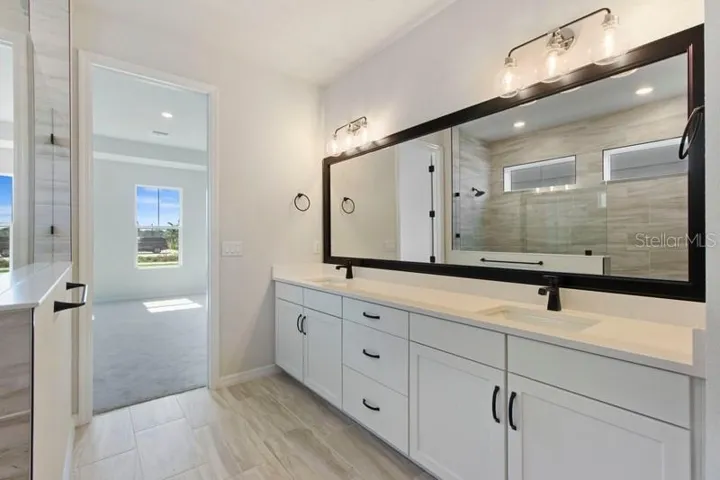 Owner's Bath