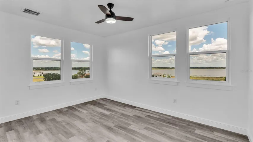 Third bedroom/Second floor