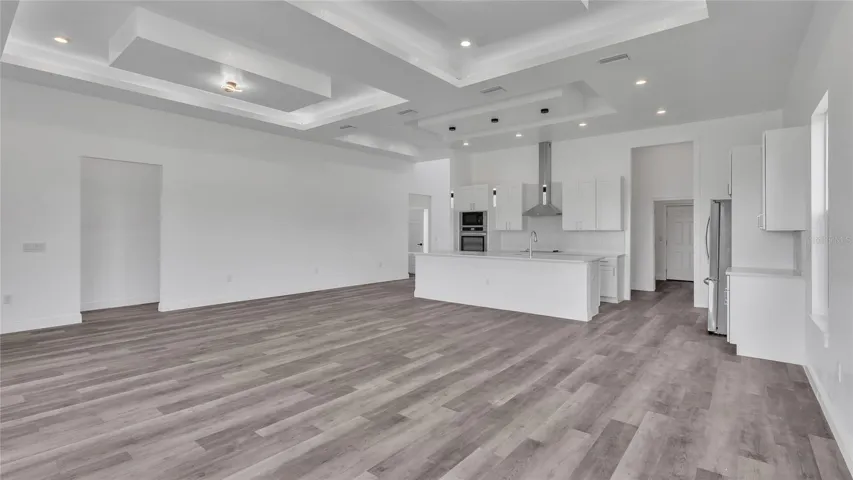 Kitchen/Living Room/Open Concept