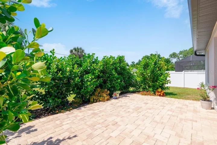 18' x 12' PAVER PATIO