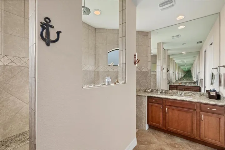 Primary ensuite