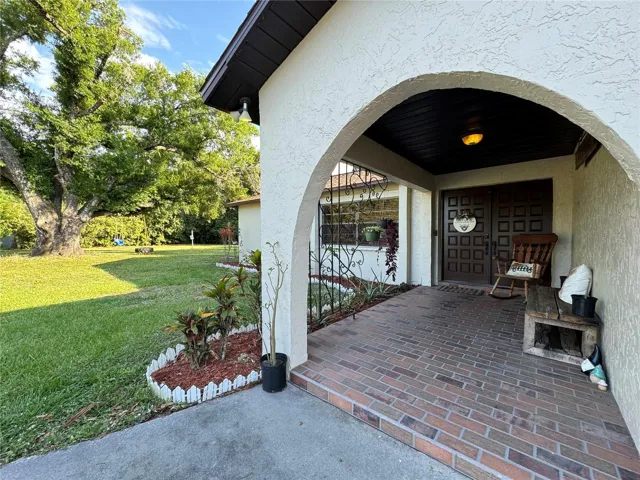 Front entryway