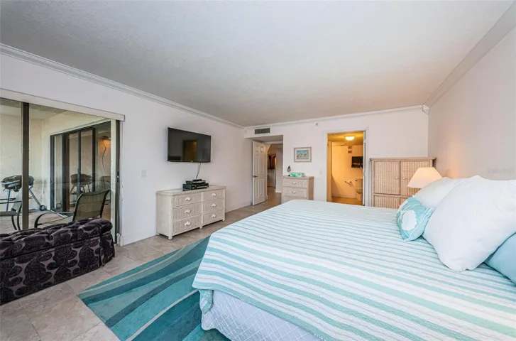 Huge Primary Bedroom with access to the Balcony