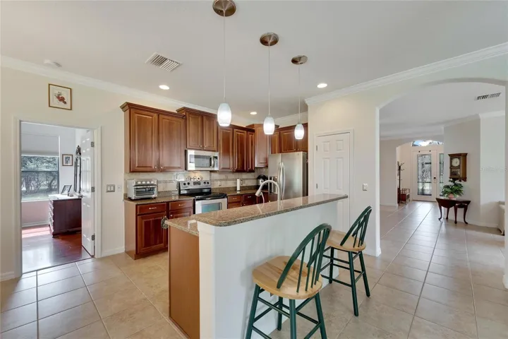Kitchen Bar Sedating