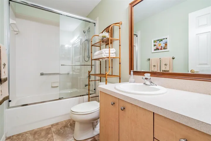 Full bathroom