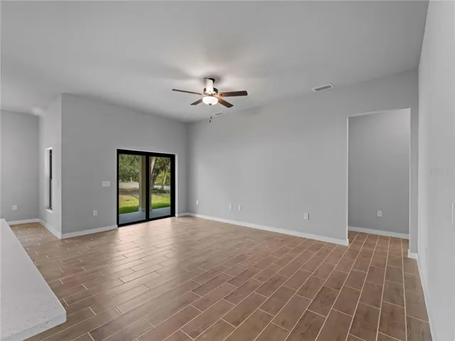 LivingRoom/Kitchen