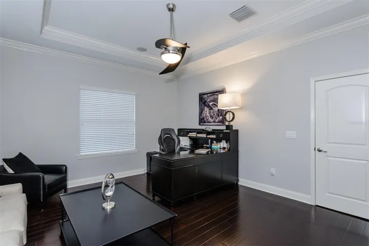 1st floor Office