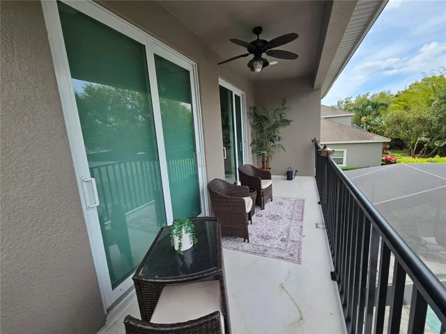 2nd floor balcony