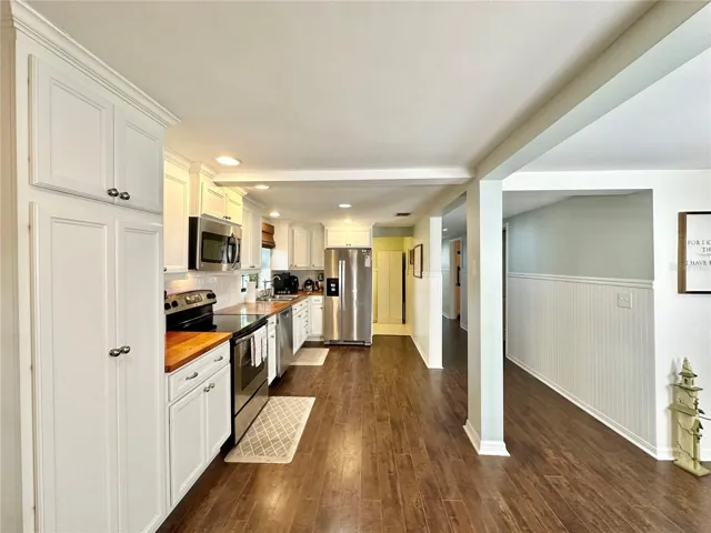 Kitchen connecting laundry room