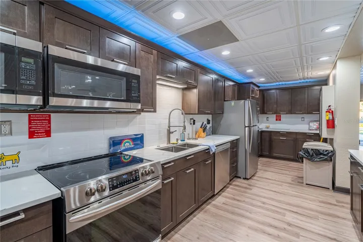 Community kitchen