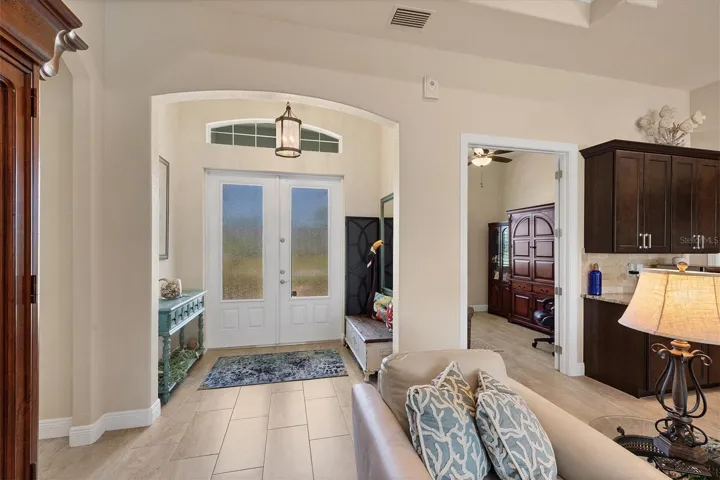FOYER
