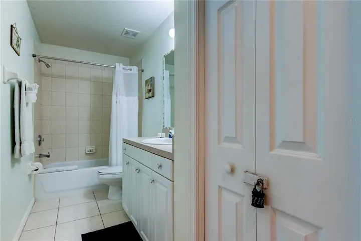 Main Bathroom