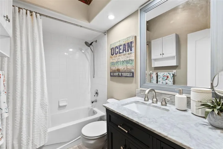Upstairs Bathroom 2
