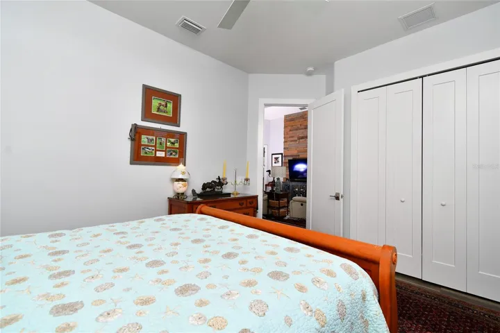 Guest bedroom Three