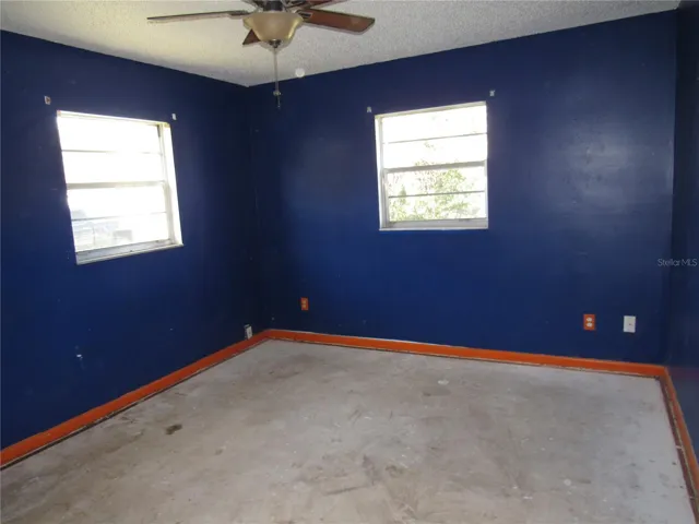 BEDROOM #1