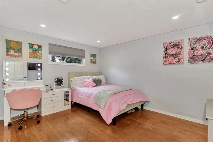 Bed 4