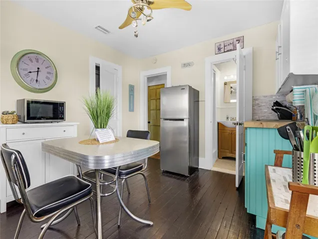 Unit 2 kitchenette and sitting room