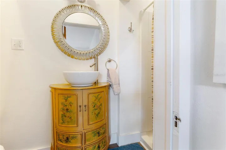 1st floor guest bath