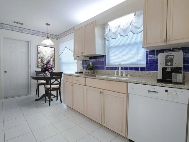 Kitchen Dining Virtual