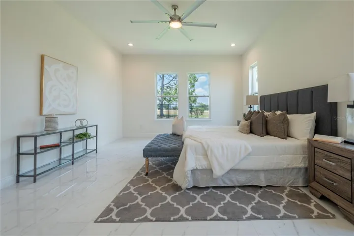 MAIN BEDROOM