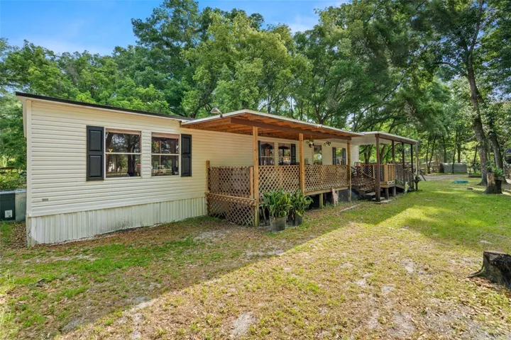 Front view of home
