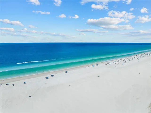 Crystal white power sand