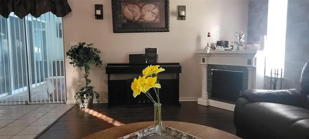 Bright and light space with access to the lanai pool area