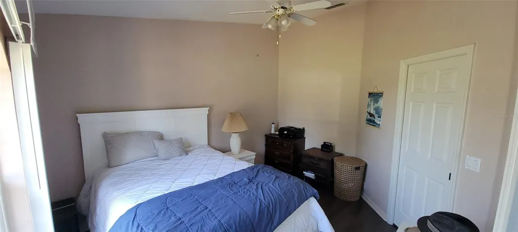 Flex room being used as 4th bedroom currently.