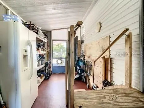 Screened Porch off Driveway