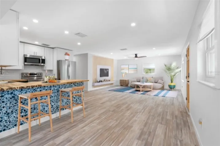 GREAT ROOM virtually staged