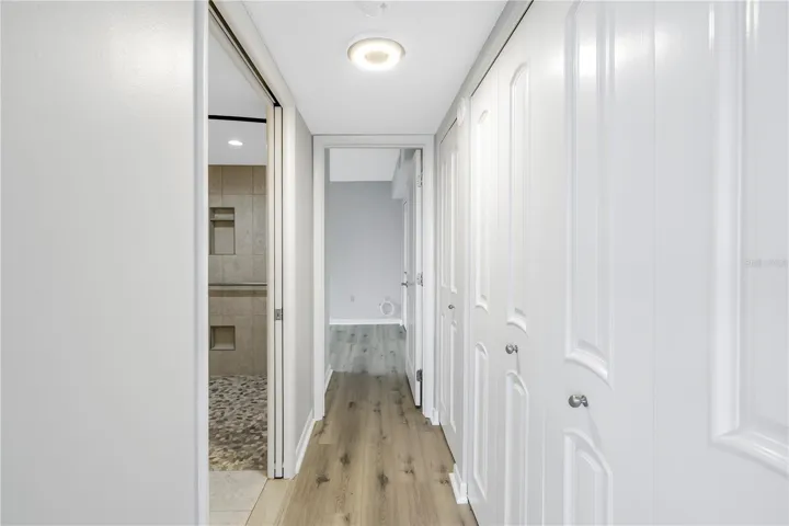 Hallway of primary bedroom